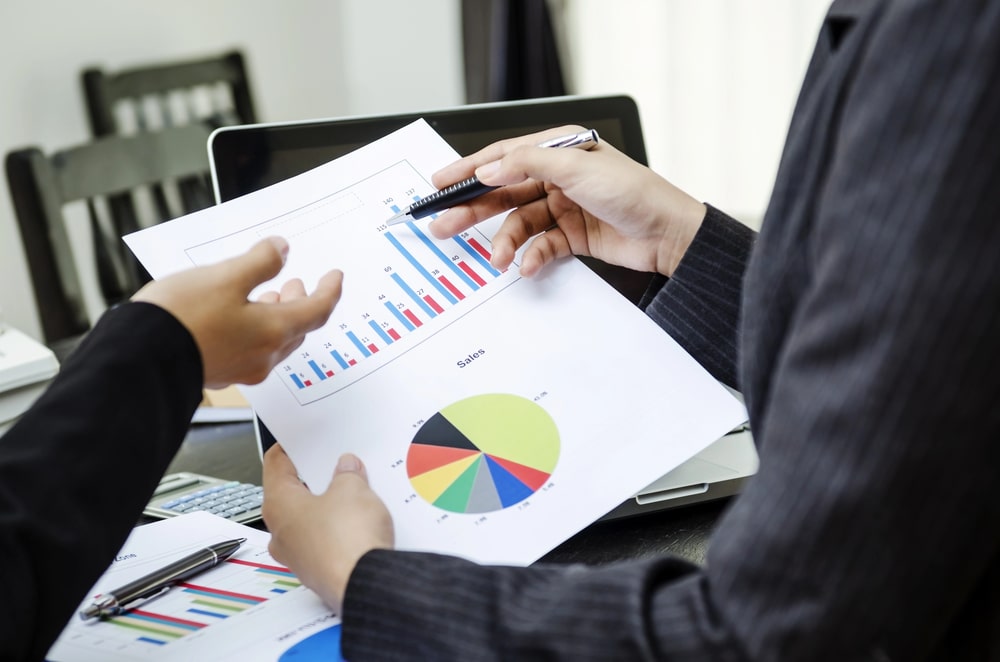 Dracut Businesses: Mid-Year Financial Review Tips for Staying on Track